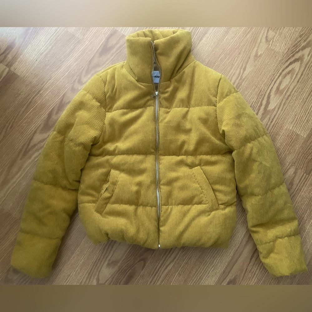 Fashion Nova Gold Corduroy Jacket Size Small